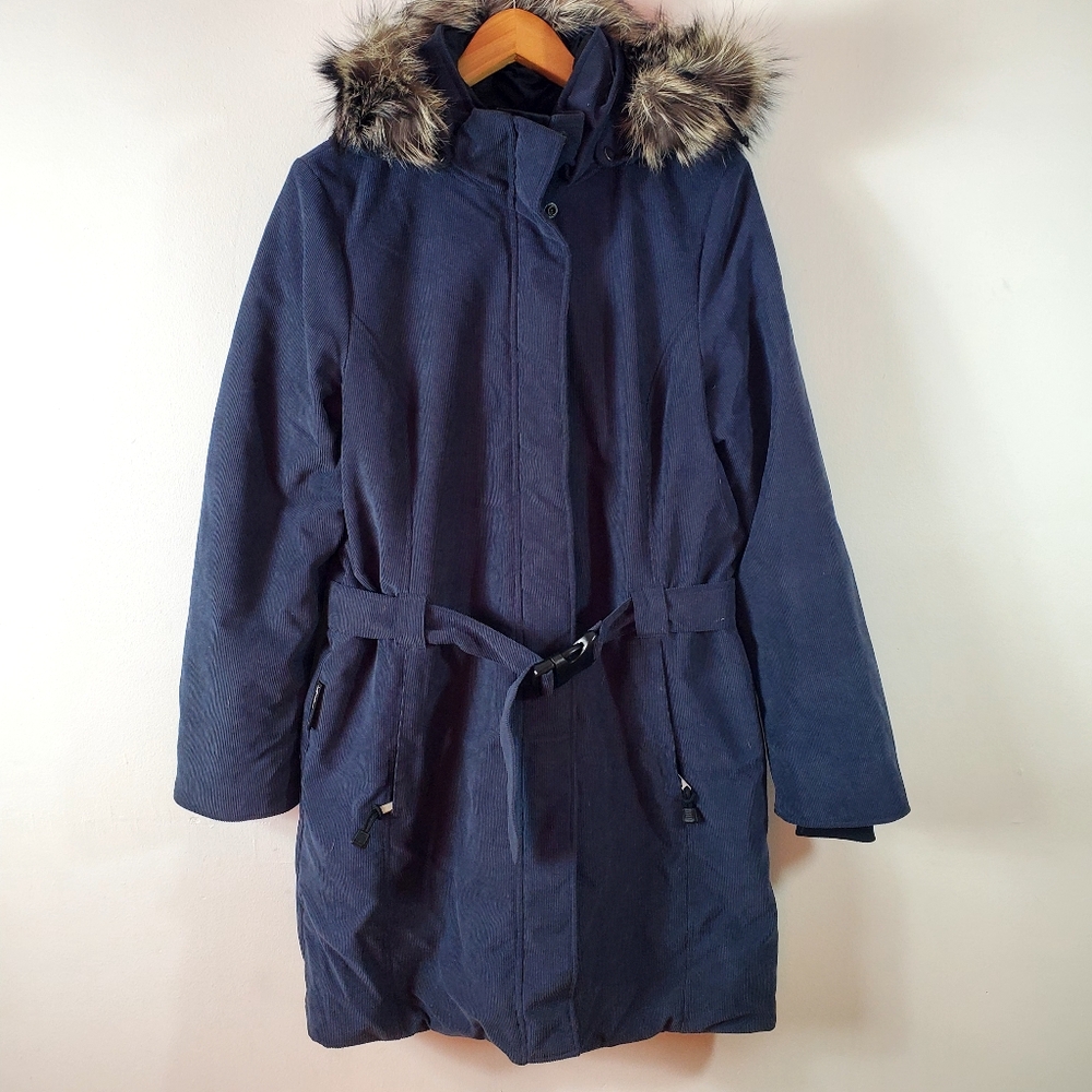 Vintage Kanuk Women's Winter Parka. Real  fur